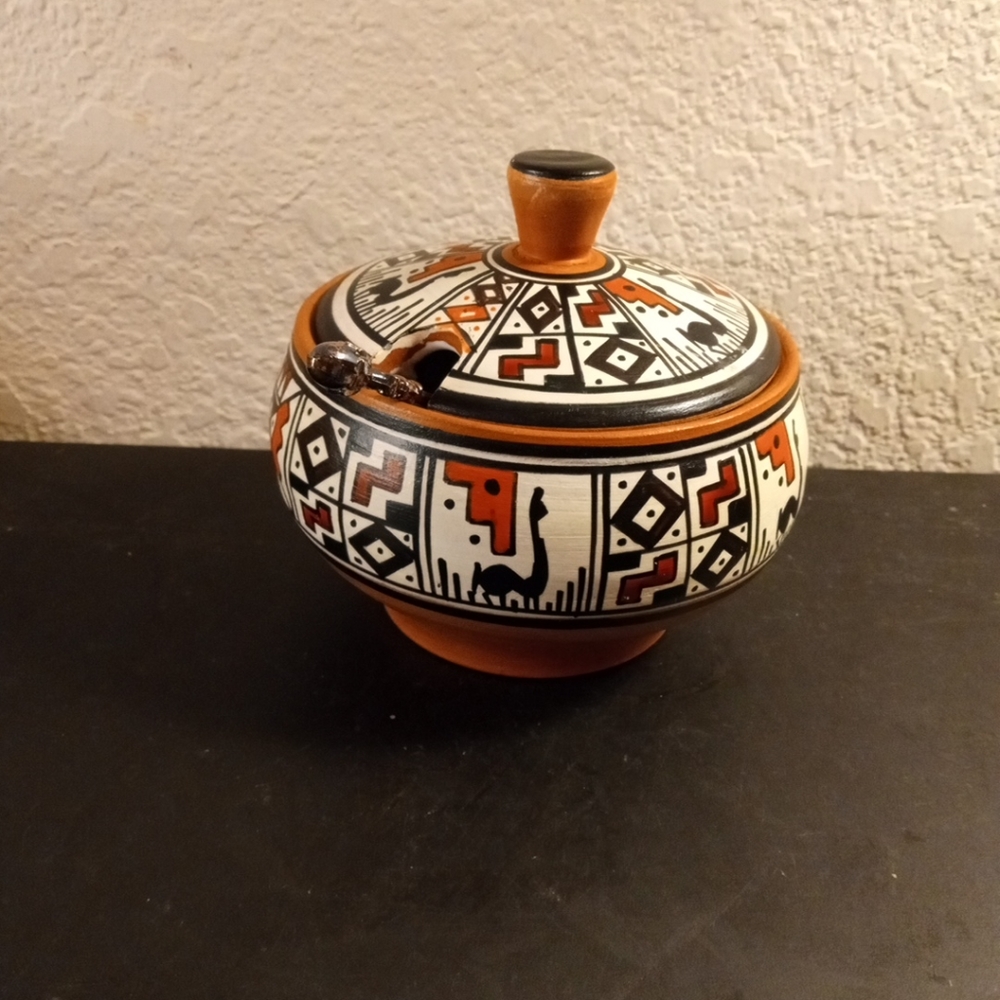 GORGEOUS VTG Inca Pisac Cusco Handpainted 5" Peruvian Pottery Bowl.